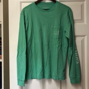 Vineyard Vines long-sleeved tee